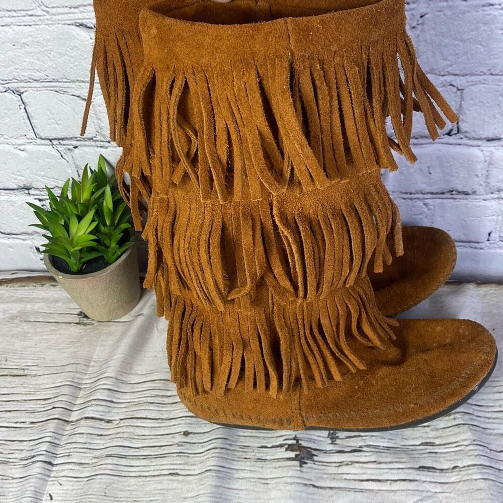 Minnetonka 3 Layer Fringe Suede Boot Size 7 Brown - image 3